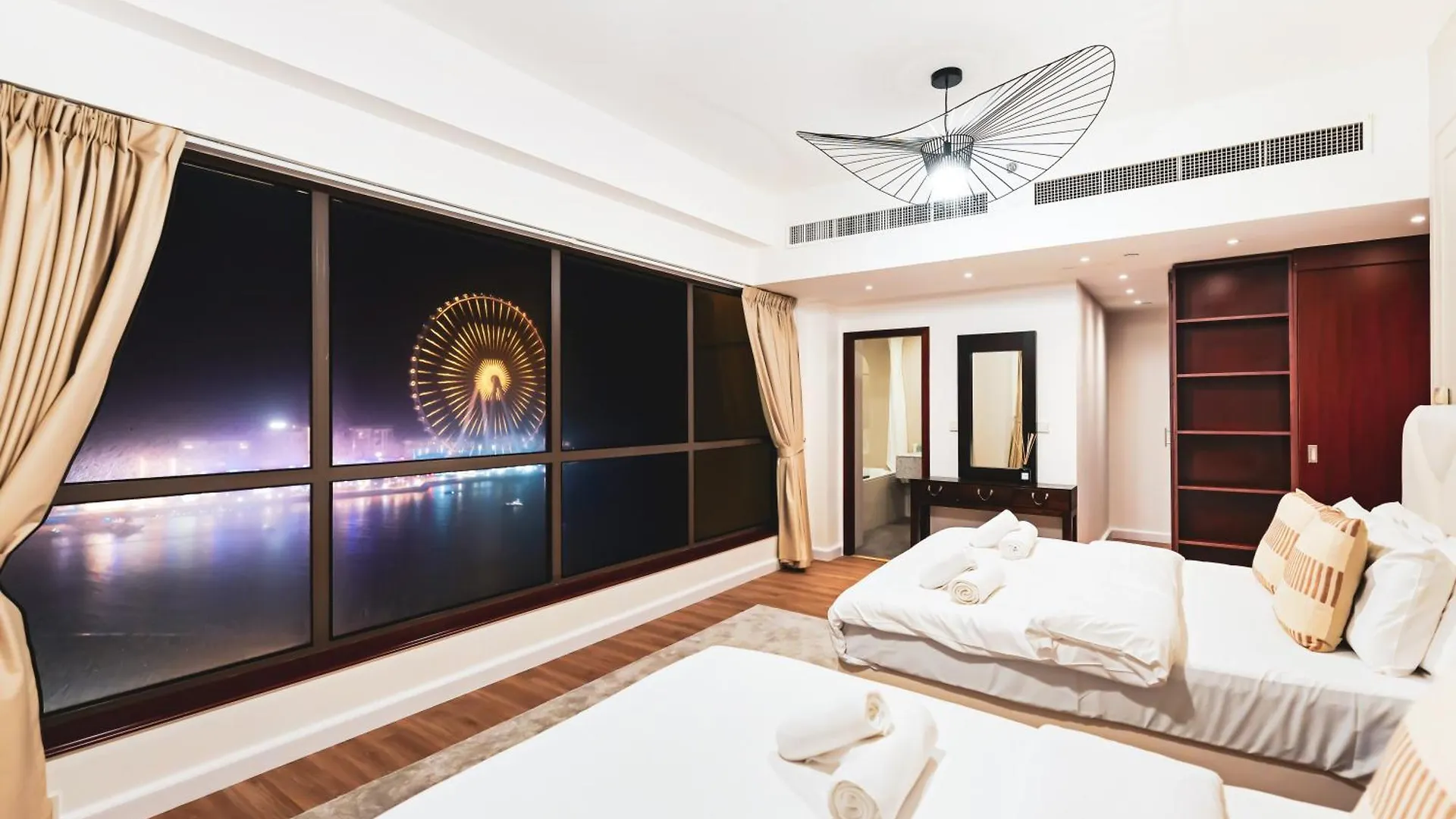 New! Jbr Beachfront With Panoramic Dubai Eye Views Apartment