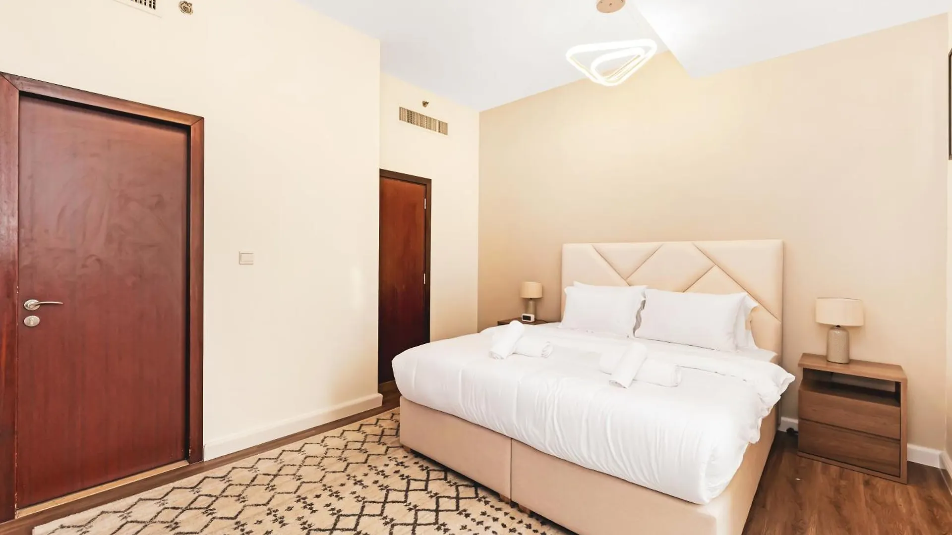 شقة New! Jbr Beachfront With Panoramic Dubai Eye Views الإمارات العربية المتحدة